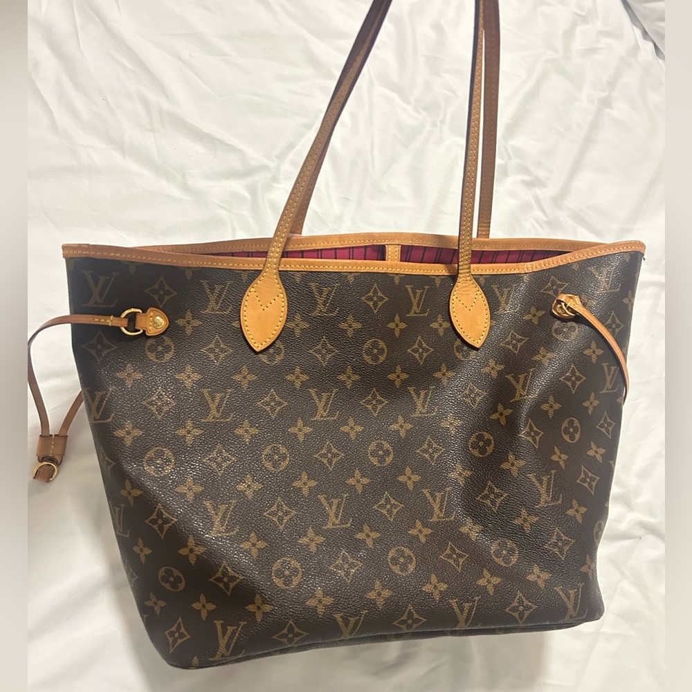 Louis Vuitton Neverfull MM Brown Monogram Tote Bag with Pink Interior